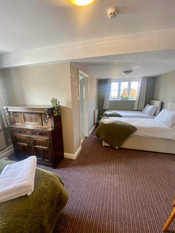 The Unicorn Inn Newton Solney Exteriér fotografie