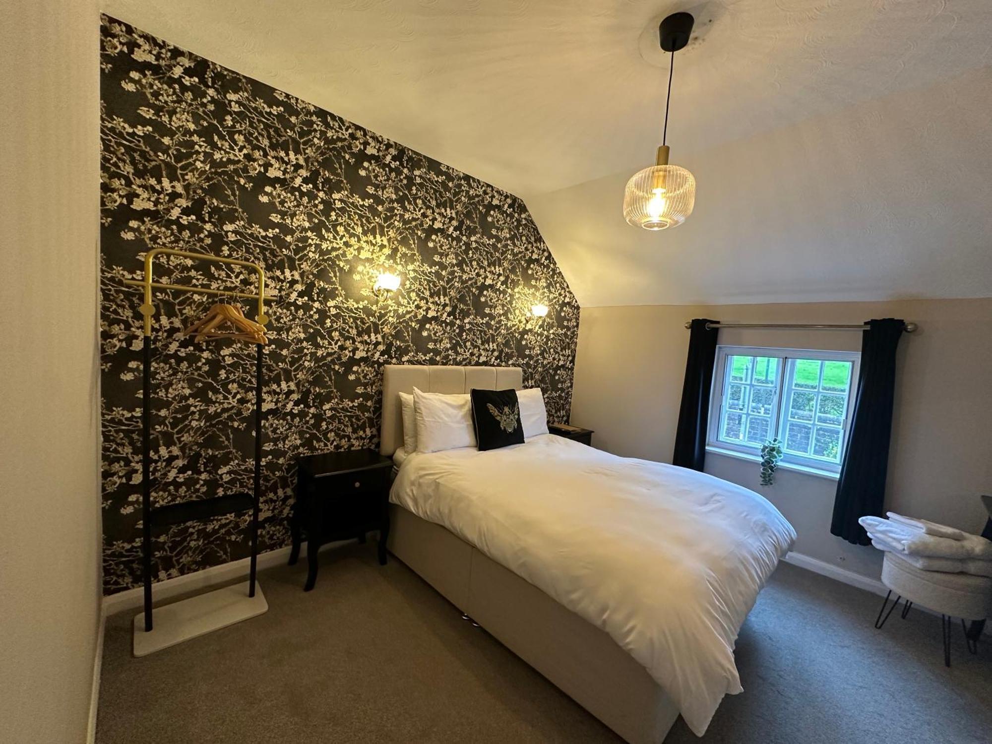 The Unicorn Inn Newton Solney Pokoj fotografie